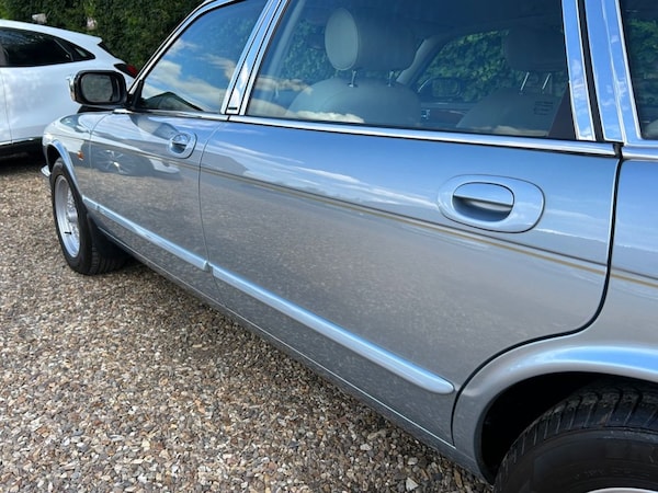 Used Jaguar XJ 1997 for sale - 72350415: Photo 47