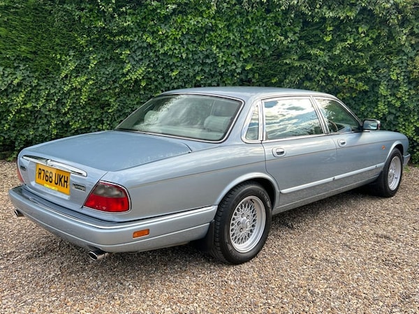 Used Jaguar XJ 1997 for sale - 72350415: Photo 7