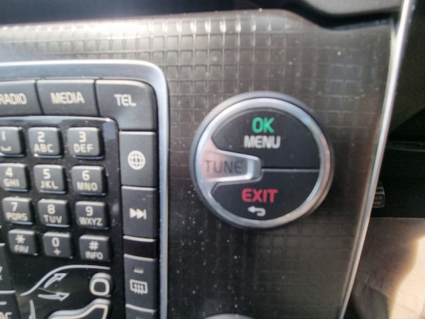 Used Volvo V40 2019 for sale - 75062742: Photo 33