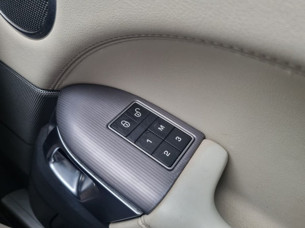 Used Land Rover Range Rover Sport 2017 for sale - 77770467: Photo 13