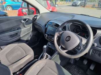 Used Renault Captur 2019 for sale - 74756380: Photo