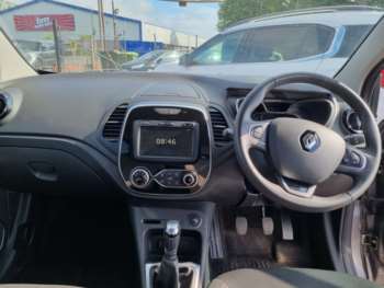 Used Renault Captur 2019 for sale - 74756380: Photo