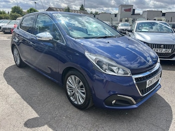 Used Peugeot 208 2017 for sale - 79394388: Photo