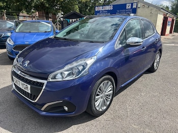 Used Peugeot 208 2017 for sale - 79394388: Photo