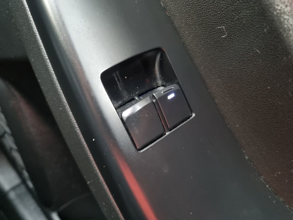 Used Hyundai Ix20 2013 for sale - 76942882: Photo 14