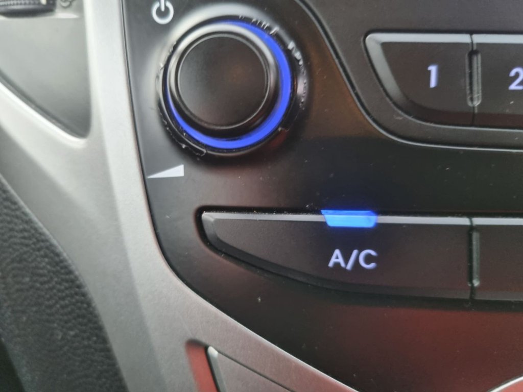 Used Hyundai Ix20 2013 for sale - 76942882: Photo 20