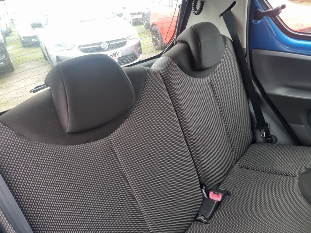 Used Toyota AYGO 2010 for sale - 76973185: Photo 10