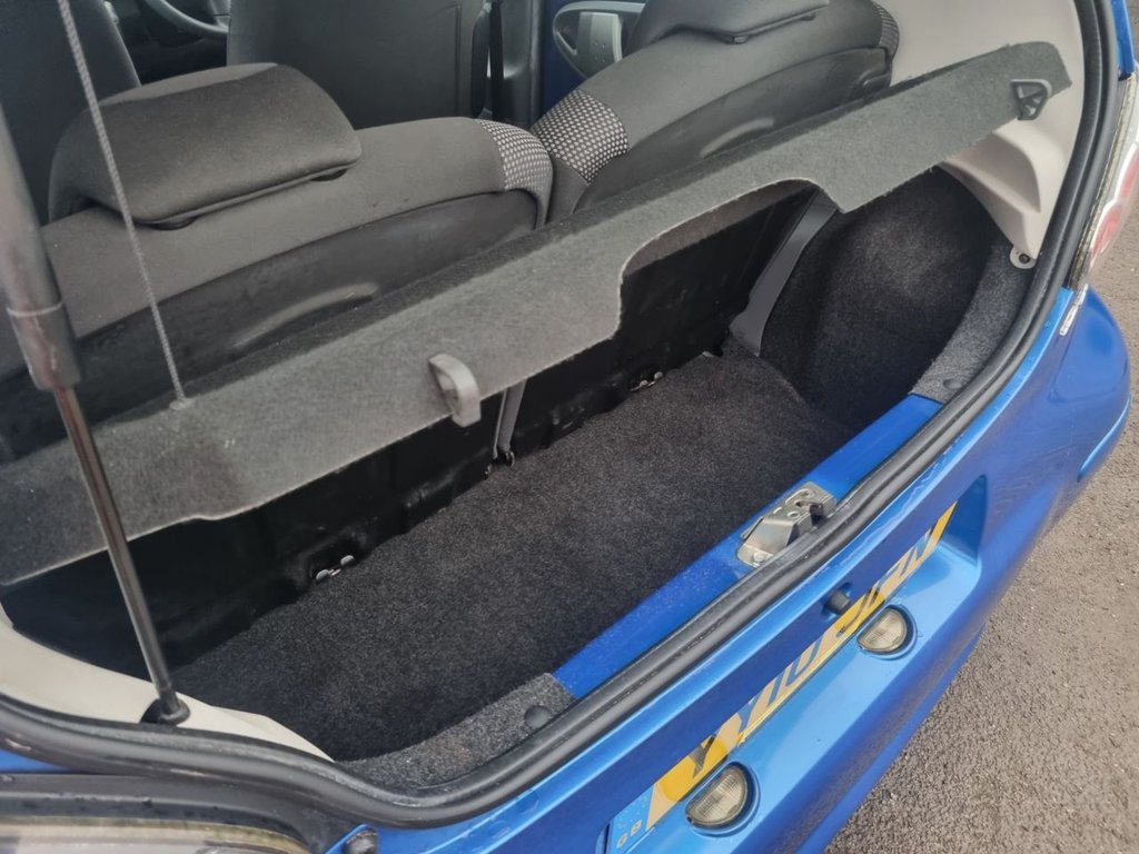 Used Toyota AYGO 2010 for sale - 76973185: Photo 9