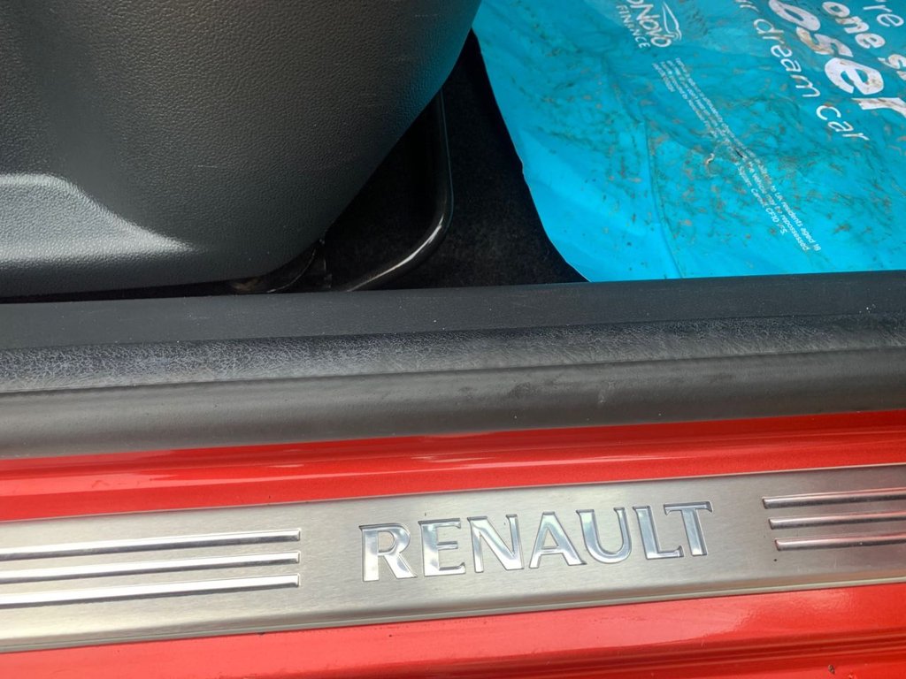 Used Renault Clio 2017 for sale - 76429738: Photo 29