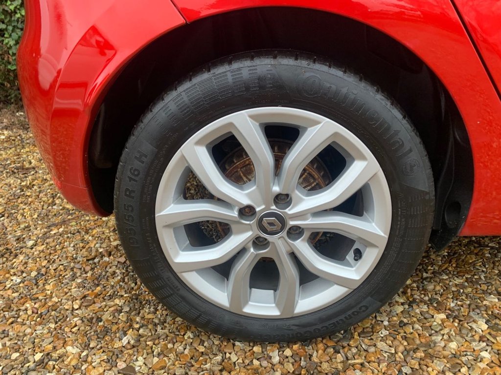 Used Renault Clio 2017 for sale - 76429738: Photo 7