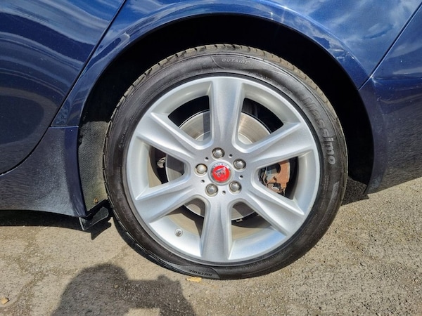 Used Jaguar XE 2016 for sale - 74756750: Photo 14