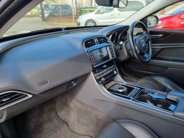 Used Jaguar XE 2016 for sale - 74756750: Photo 15