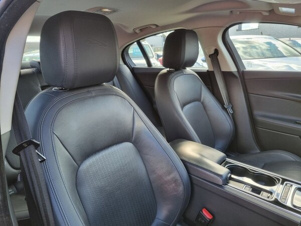 Used Jaguar XE 2016 for sale - 74756750: Photo 17
