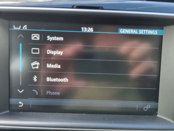 Used Jaguar XE 2016 for sale - 74756750: Photo 32