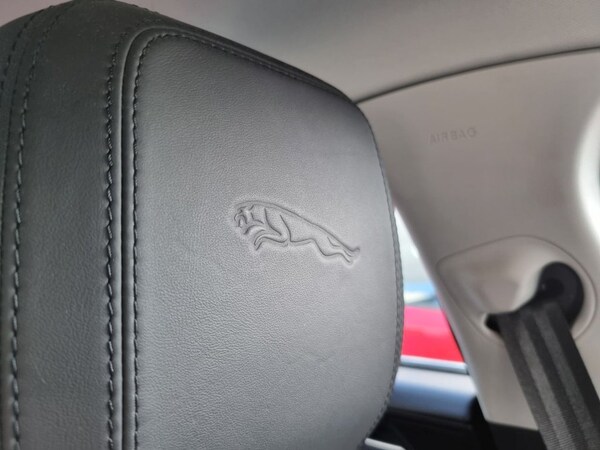 Used Jaguar XE 2016 for sale - 74756750: Photo 43