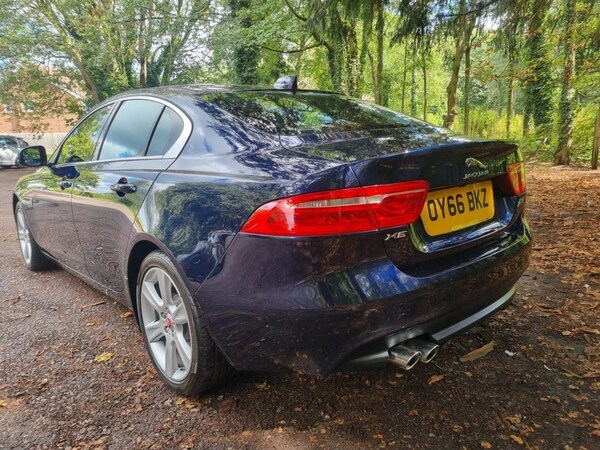Used Jaguar XE 2016 for sale - 74756750: Photo 4