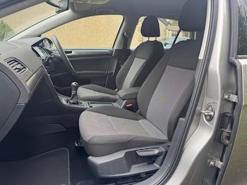 Used Volkswagen Golf 2015 for sale - 78348405: Photo