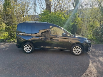 Used Ford Tourneo Connect 2022 for sale - 78361536: Photo