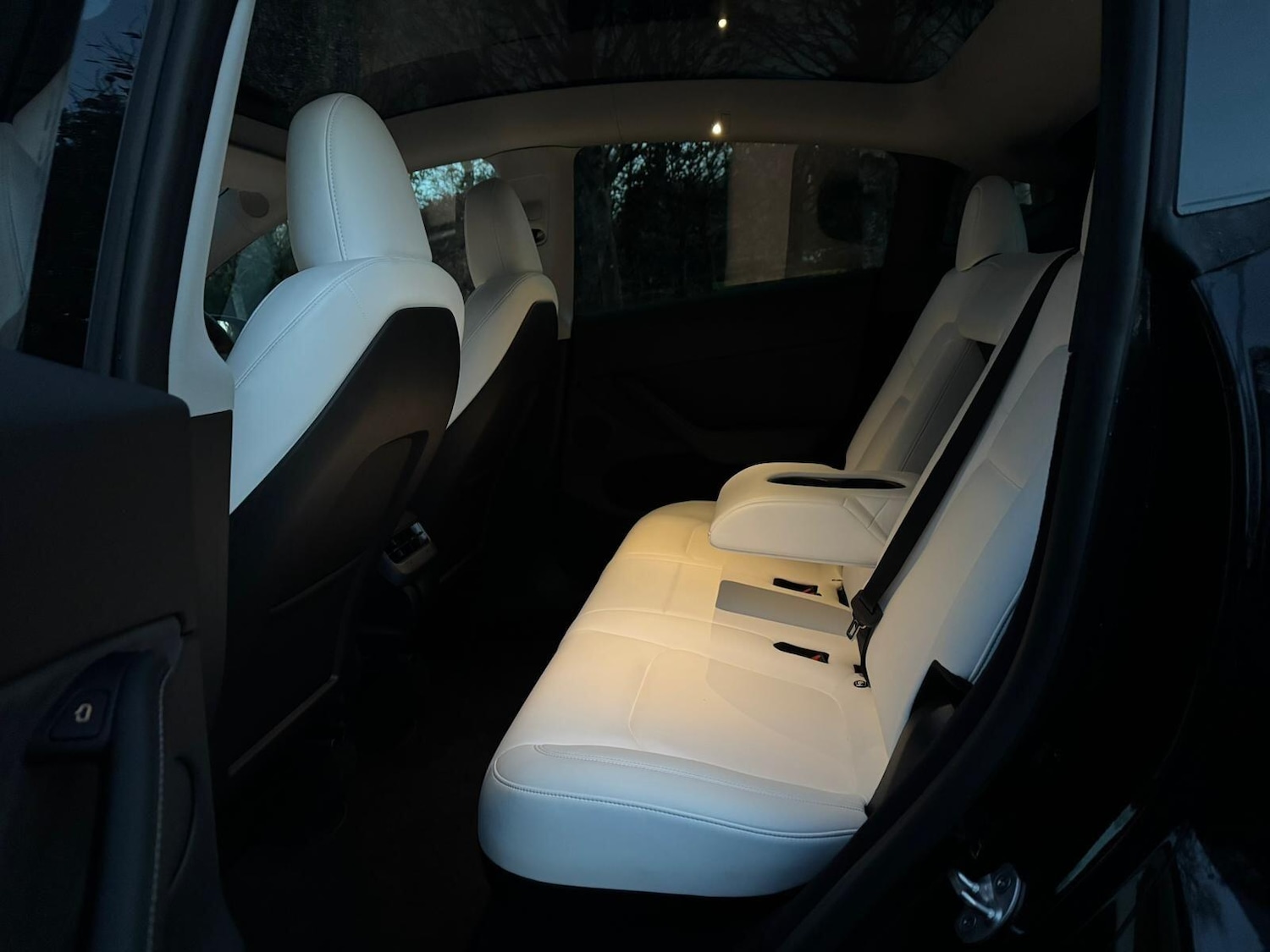 Used Tesla Model Y 2024 for sale - 76866172: Photo 24