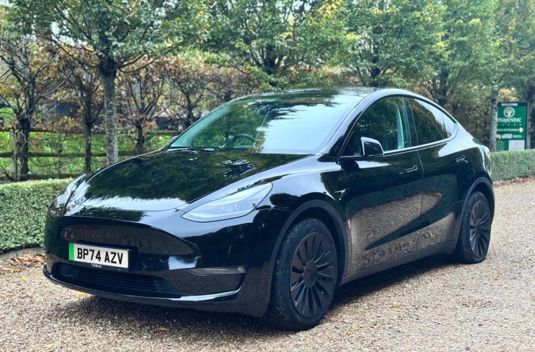 Used Tesla Model Y 2024 for sale - 76432885: Photo 2
