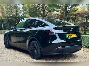 Used Tesla Model Y 2024 for sale - 76432885: Photo