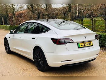 Used Tesla Model 3 2023 for sale - 77882702: Photo