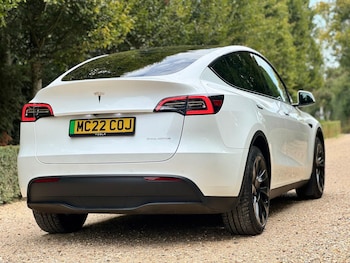 Used Tesla Model Y 2022 for sale - 76094239: Photo 4