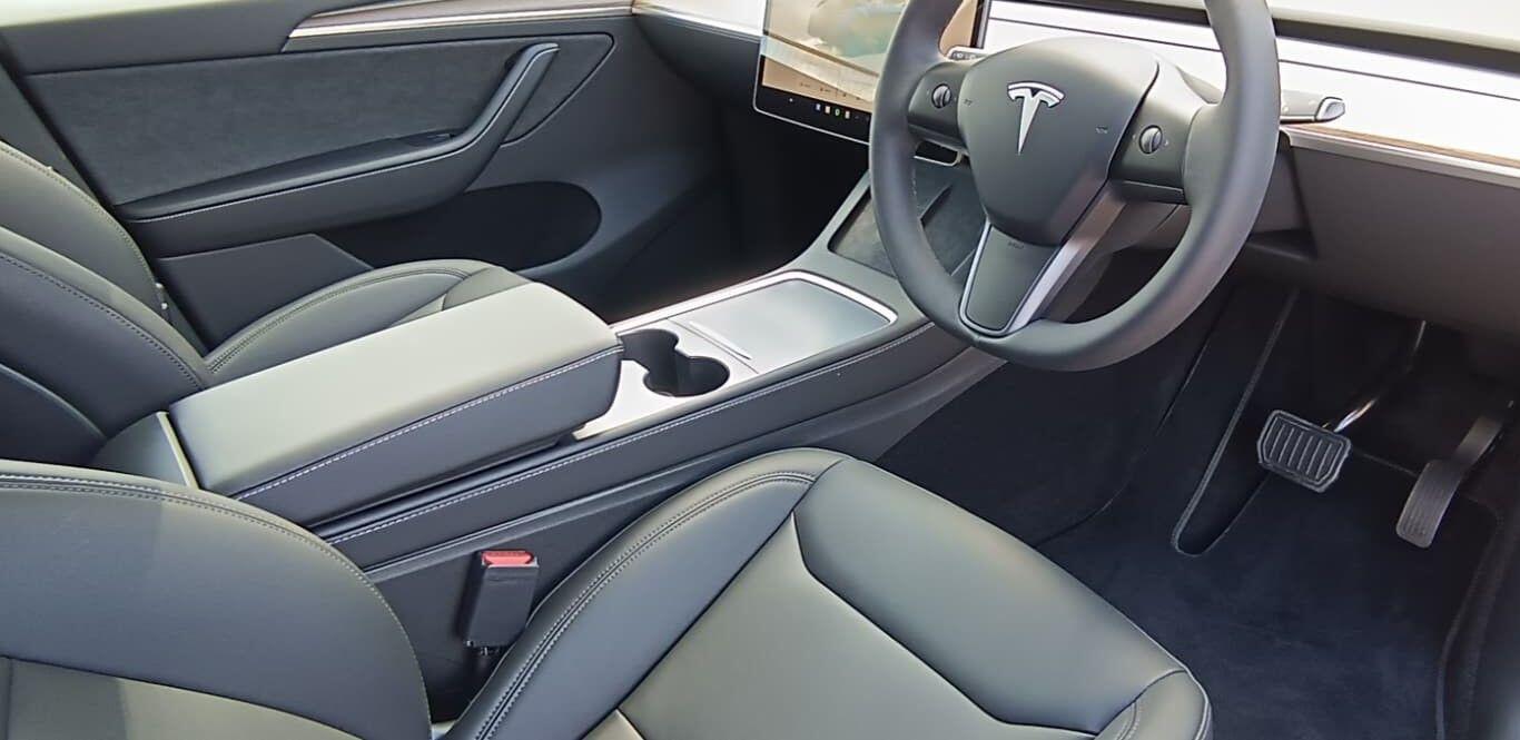 Used Tesla Model Y 2025 for sale - 76136887: Photo 9