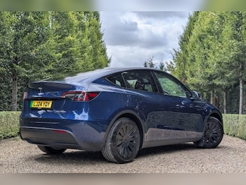 Used Tesla Model Y 2024 for sale - 79075540: Photo