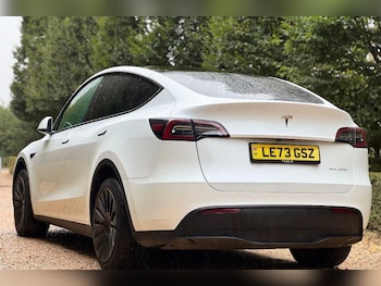 Used Tesla Model Y 2024 for sale - 77537389: Photo