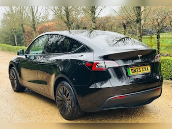Used Tesla Model Y 2025 for sale - 79576767: Photo