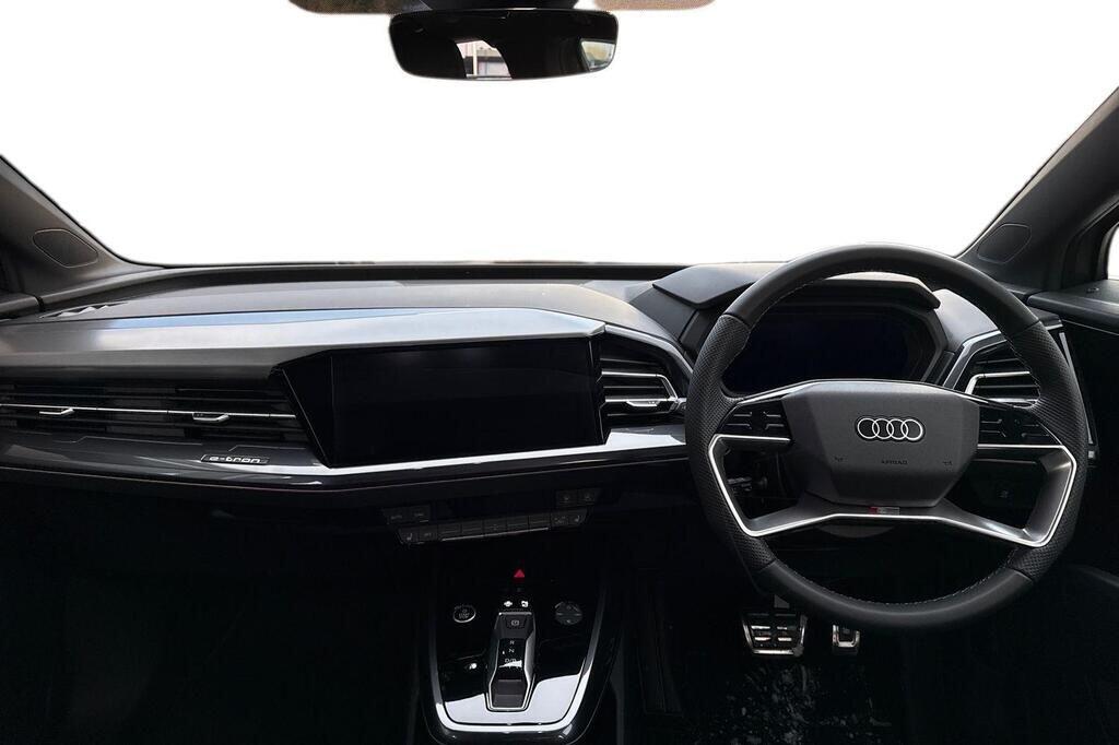 Used Audi Q4 e-tron 2025 for sale - 78128170: Photo 12