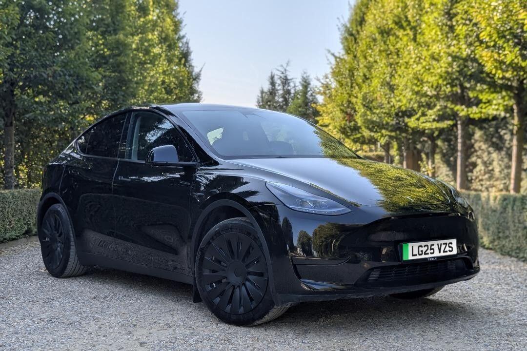 Used Tesla Model Y 2025 for sale - 77315470: Photo 2