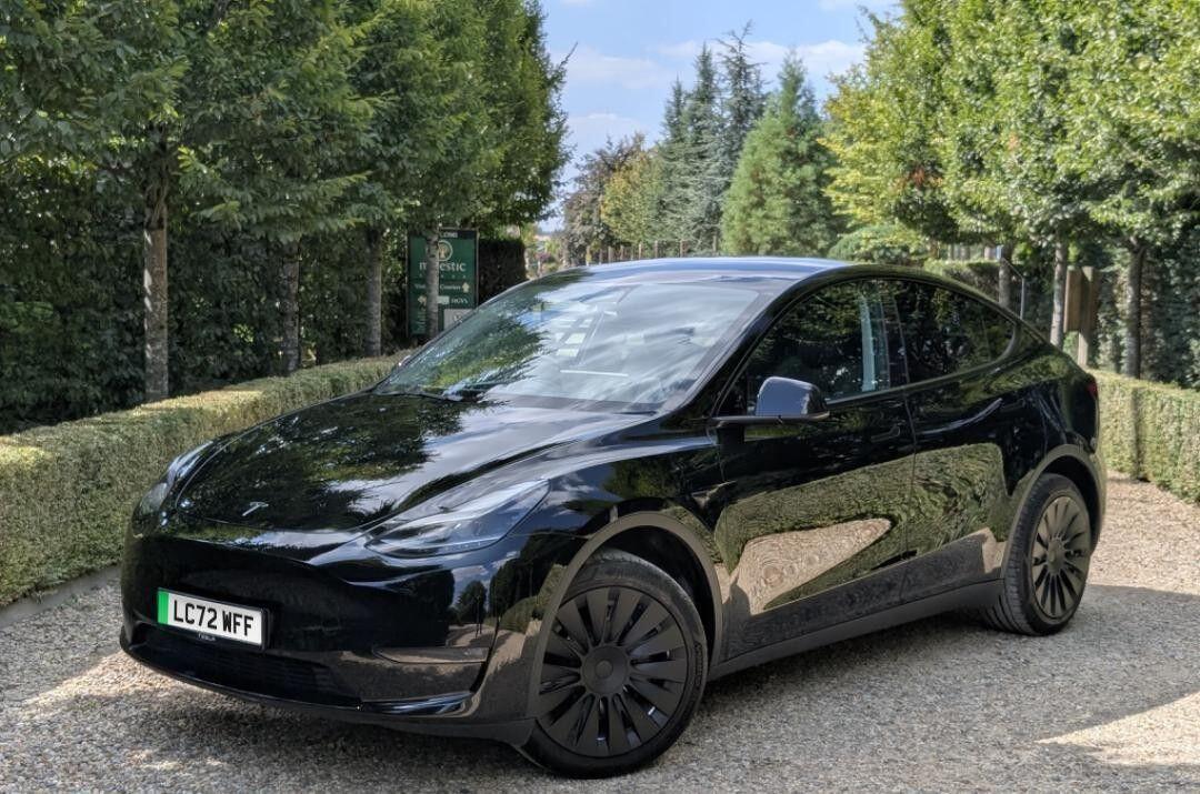 Used Tesla Model Y 2022 for sale - 76887439: Photo 2