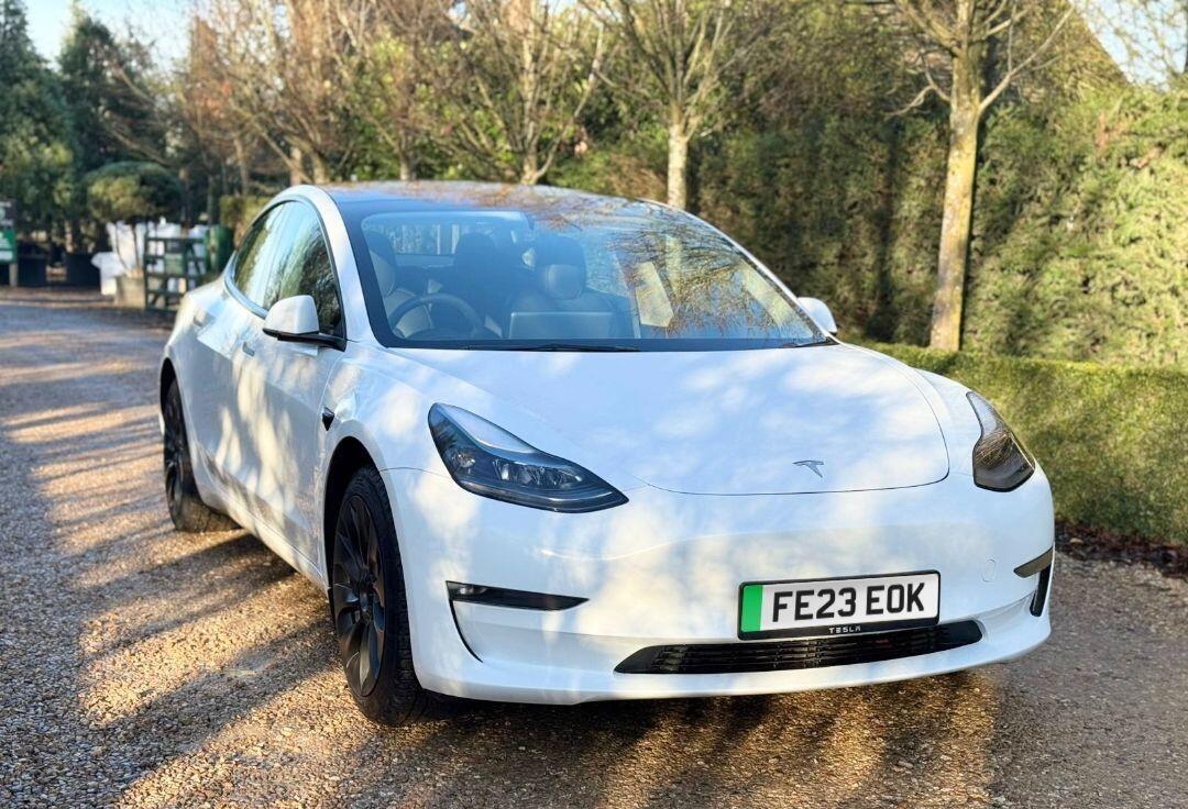 Used Tesla Model 3 2023 for sale - 76976862: Photo 2