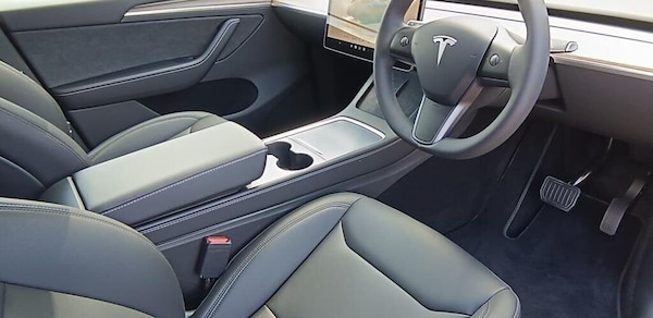 Used Tesla Model Y 2025 for sale - 76270961: Photo 12