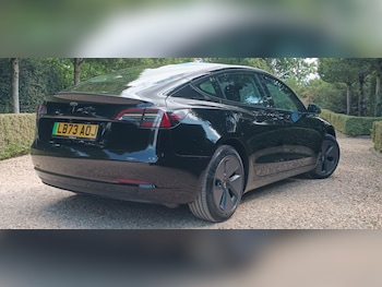 Used Tesla Model 3 2023 for sale - 75520260: Photo
