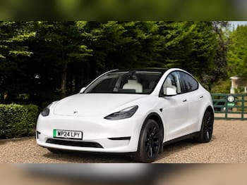 Used Tesla Model Y 2024 for sale - 79669990: Photo