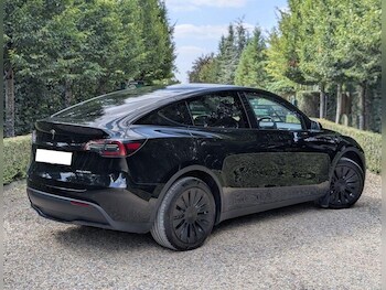Used Tesla Model Y 2022 for sale - 75728905: Photo