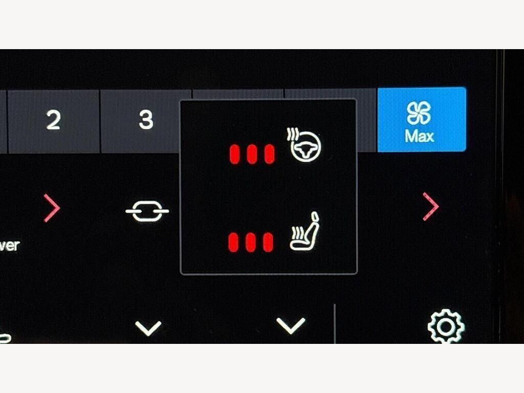 Used Volvo XC40 2023 for sale - 78184318: Photo 11