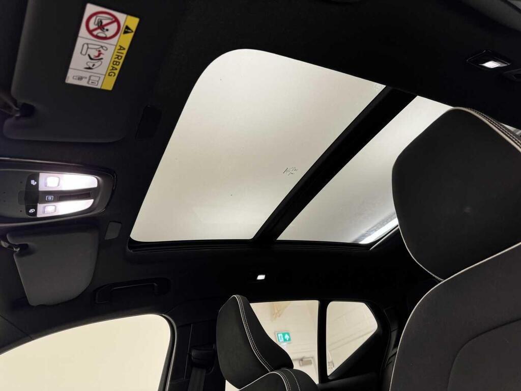 Used Volvo XC40 2023 for sale - 78184318: Photo 4