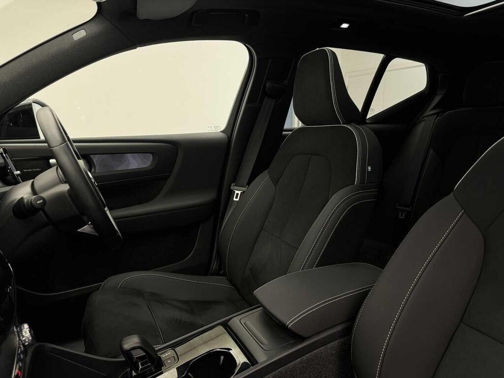 Used Volvo XC40 2023 for sale - 78184318: Photo 9