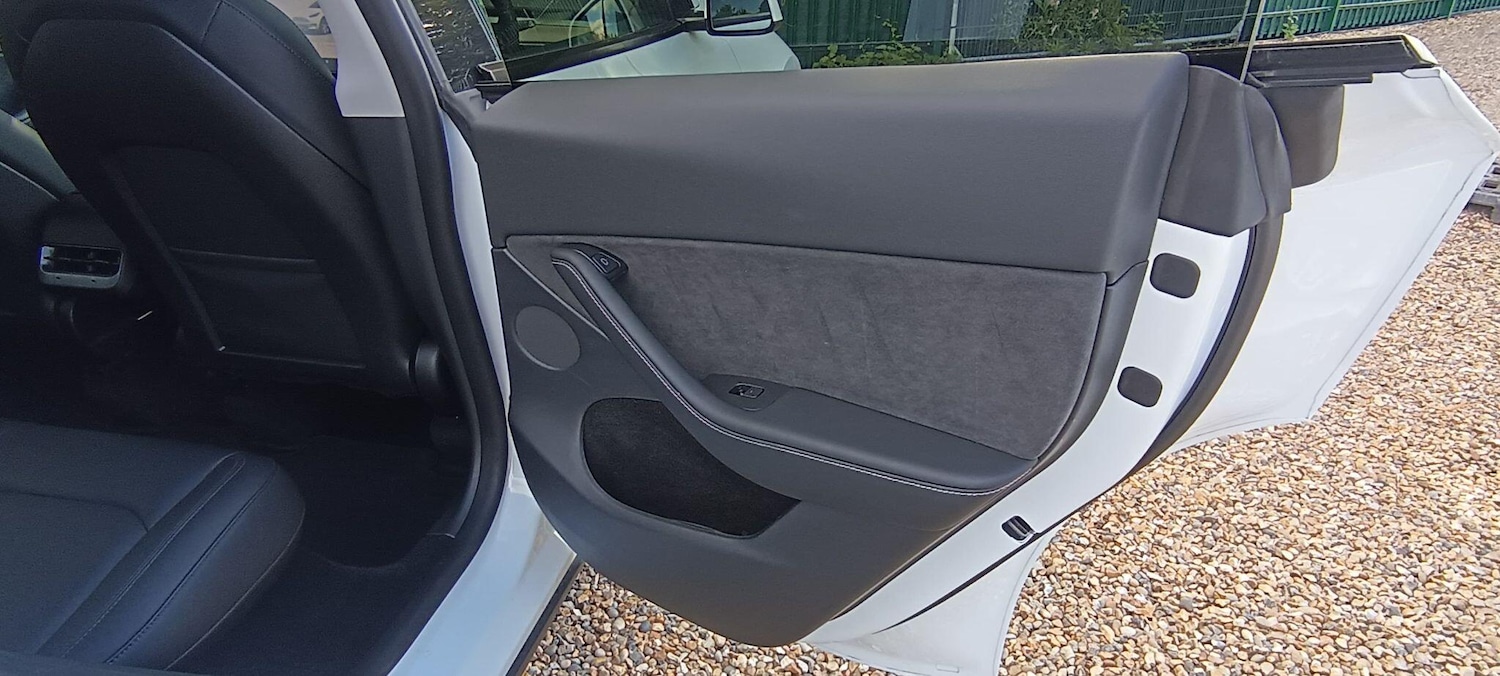 Used Tesla Model Y 2023 for sale - 76702005: Photo 23