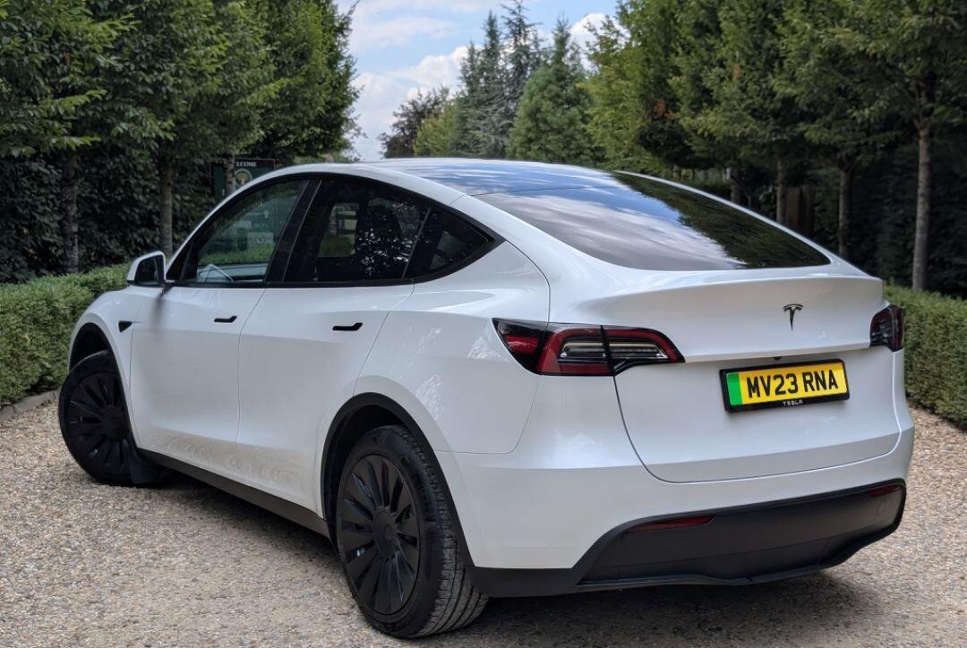 Used Tesla Model Y 2023 for sale - 76976372: Photo 4