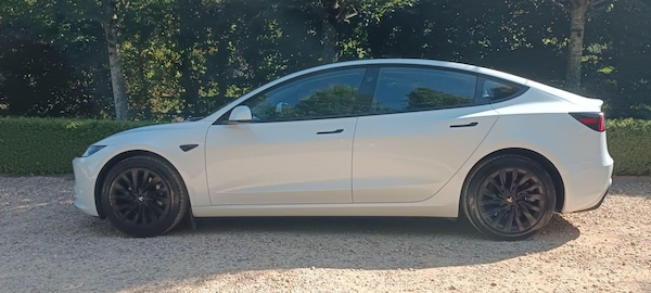 Used Tesla Model 3 2024 for sale - 76137983: Photo 9