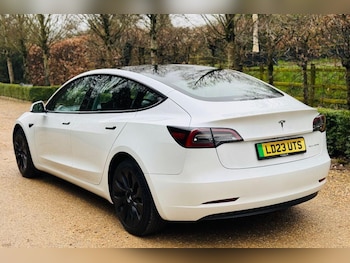 Used Tesla Model 3 2023 for sale - 78072518: Photo