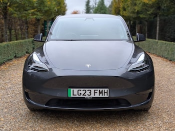 Used Tesla Model Y 2023 for sale - 76561794: Photo