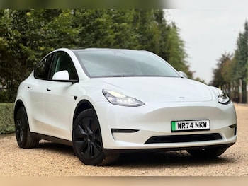 Used Tesla Model Y 2024 for sale - 76801137: Photo