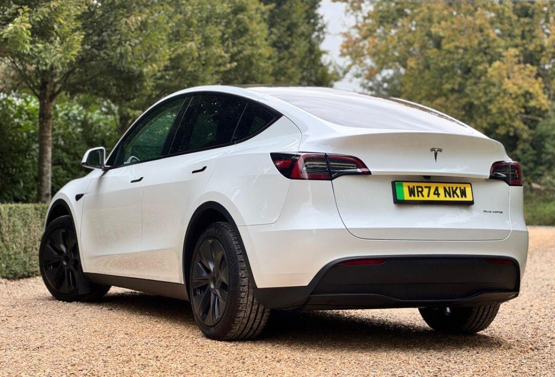 Used Tesla Model Y 2024 for sale - 76801137: Photo 4