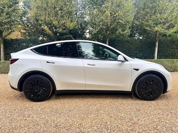 Used Tesla Model Y 2022 for sale - 76294518: Photo 2
